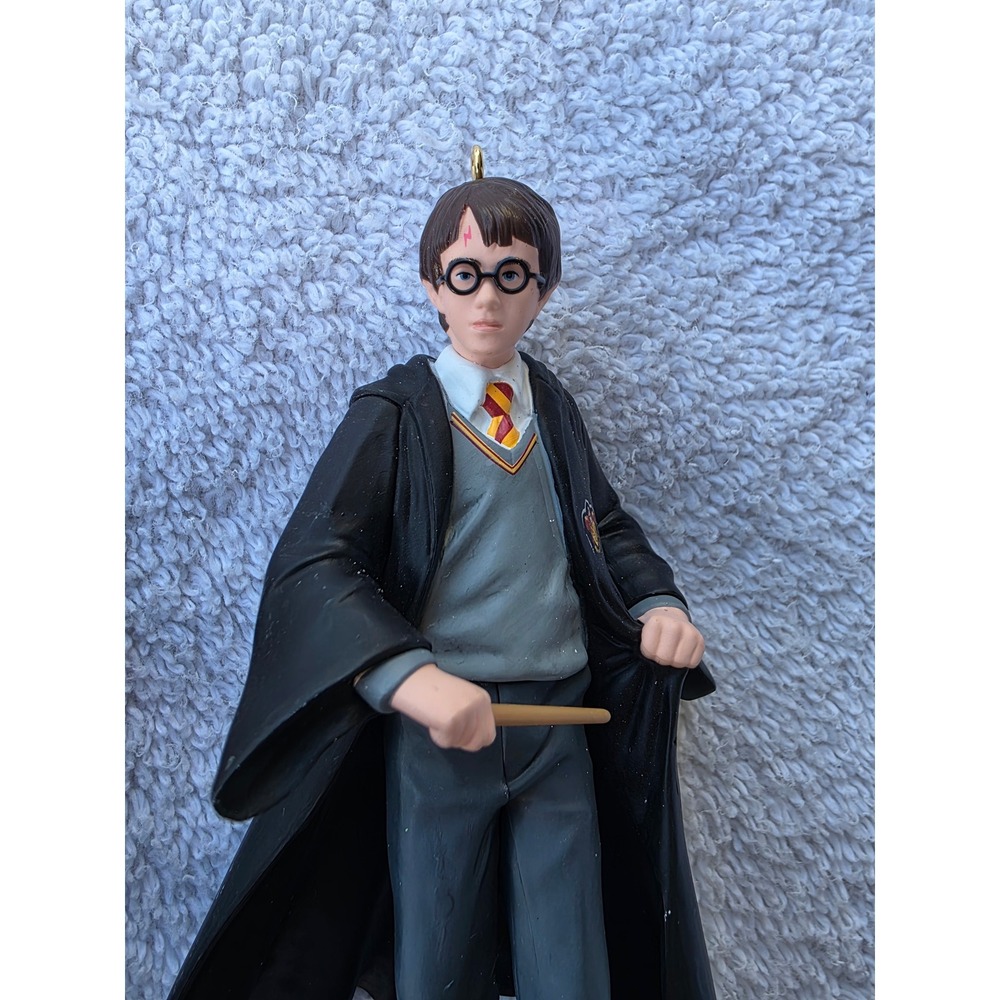 Hallmark Keepsake Storytellers Harry Potter Hermione Ornament 2019 QXI3259 E2 - Picture 7 of 16